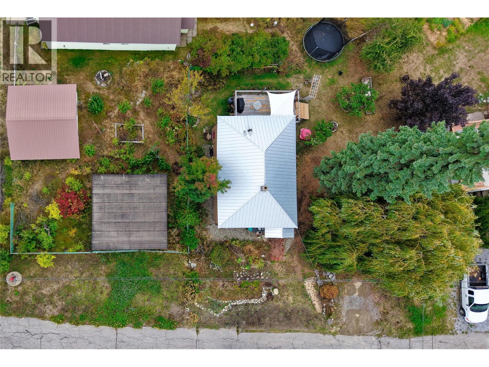 1677 SECOND Avenue - Image 41