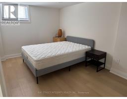 244 King Edward Avenue, Toronto, ON M4C5K1 Photo 6