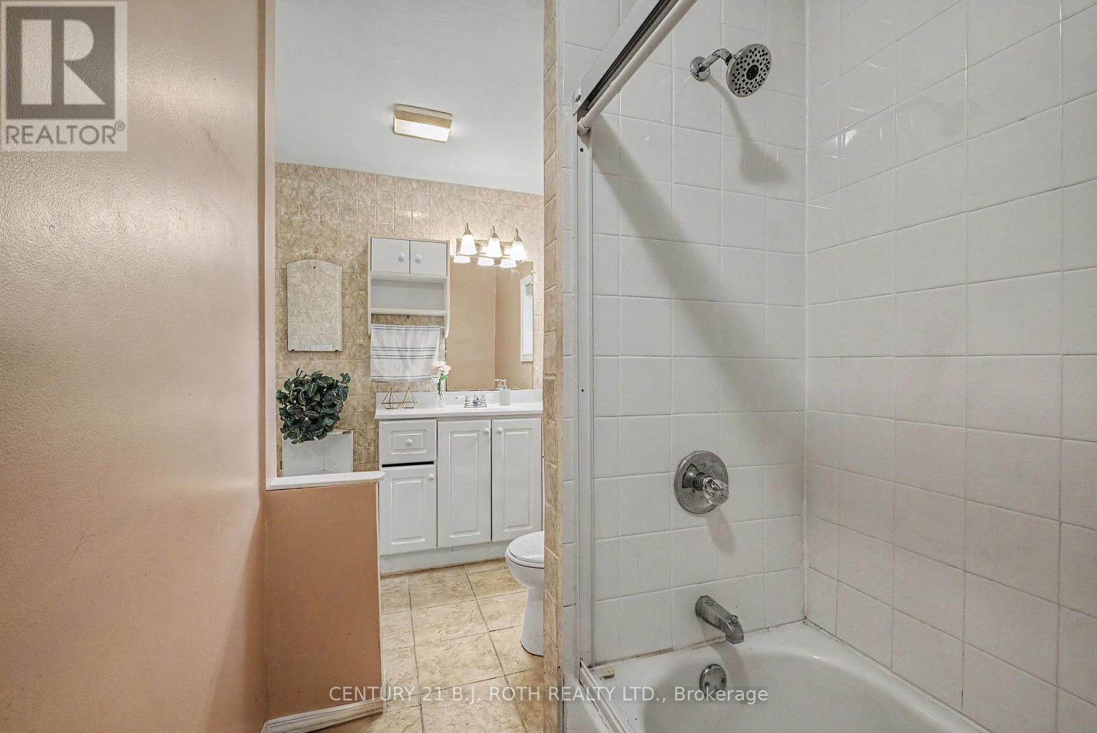167 LACLIE STREET, Orillia — photo 8