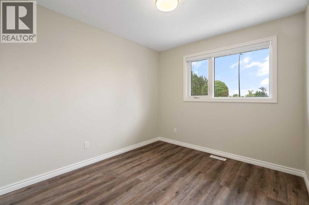 5259 Rundleview Road NE - 23