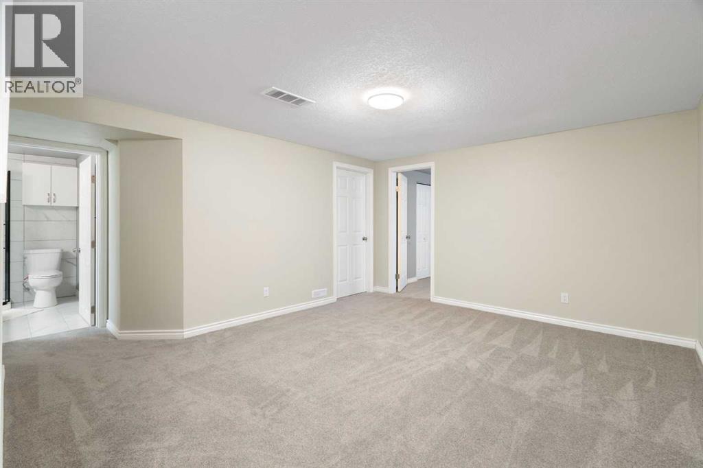 5259 Rundleview Road NE - 30
