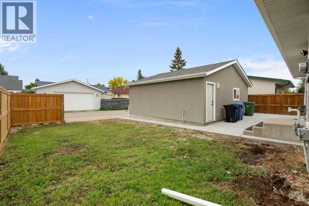 5259 Rundleview Road NE - 38