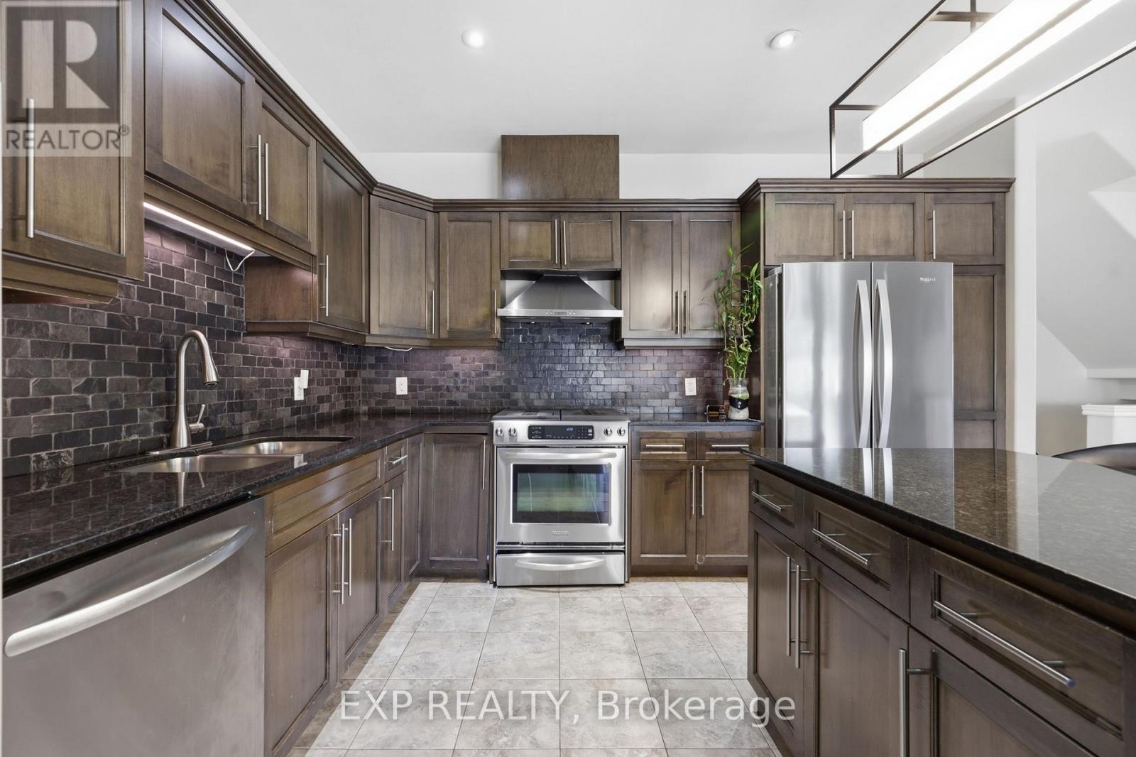 665 GREENHILL AVENUE N - 15