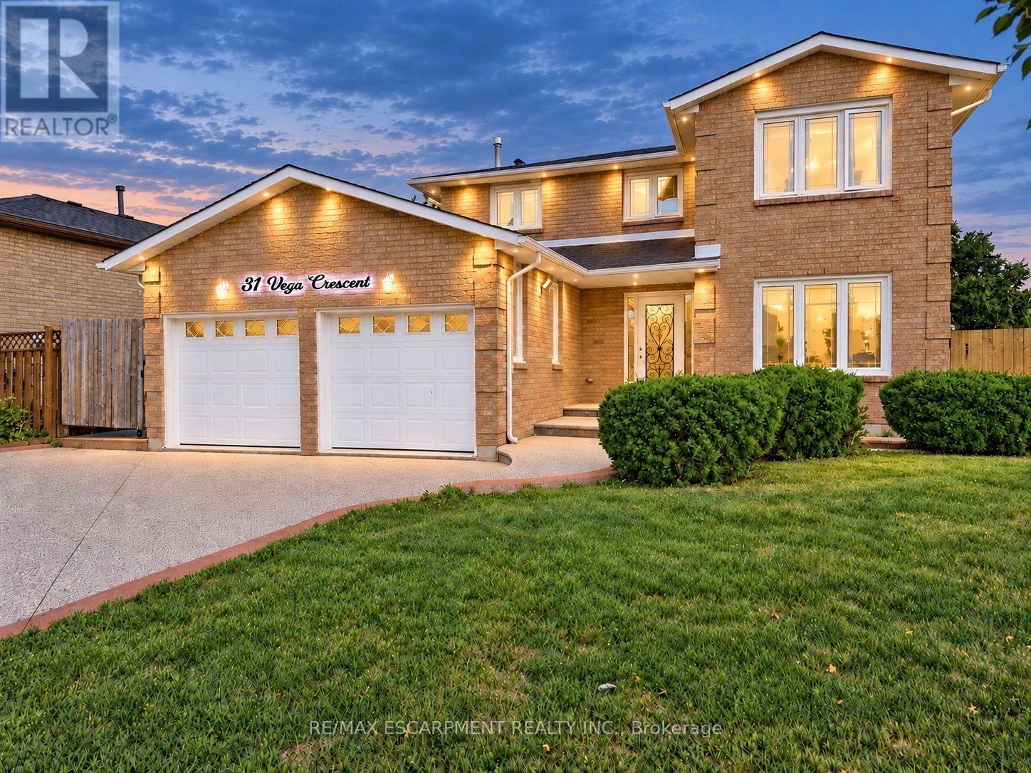 31 VEGA CRESCENT, Hamilton (Stoney Creek) — photo 5