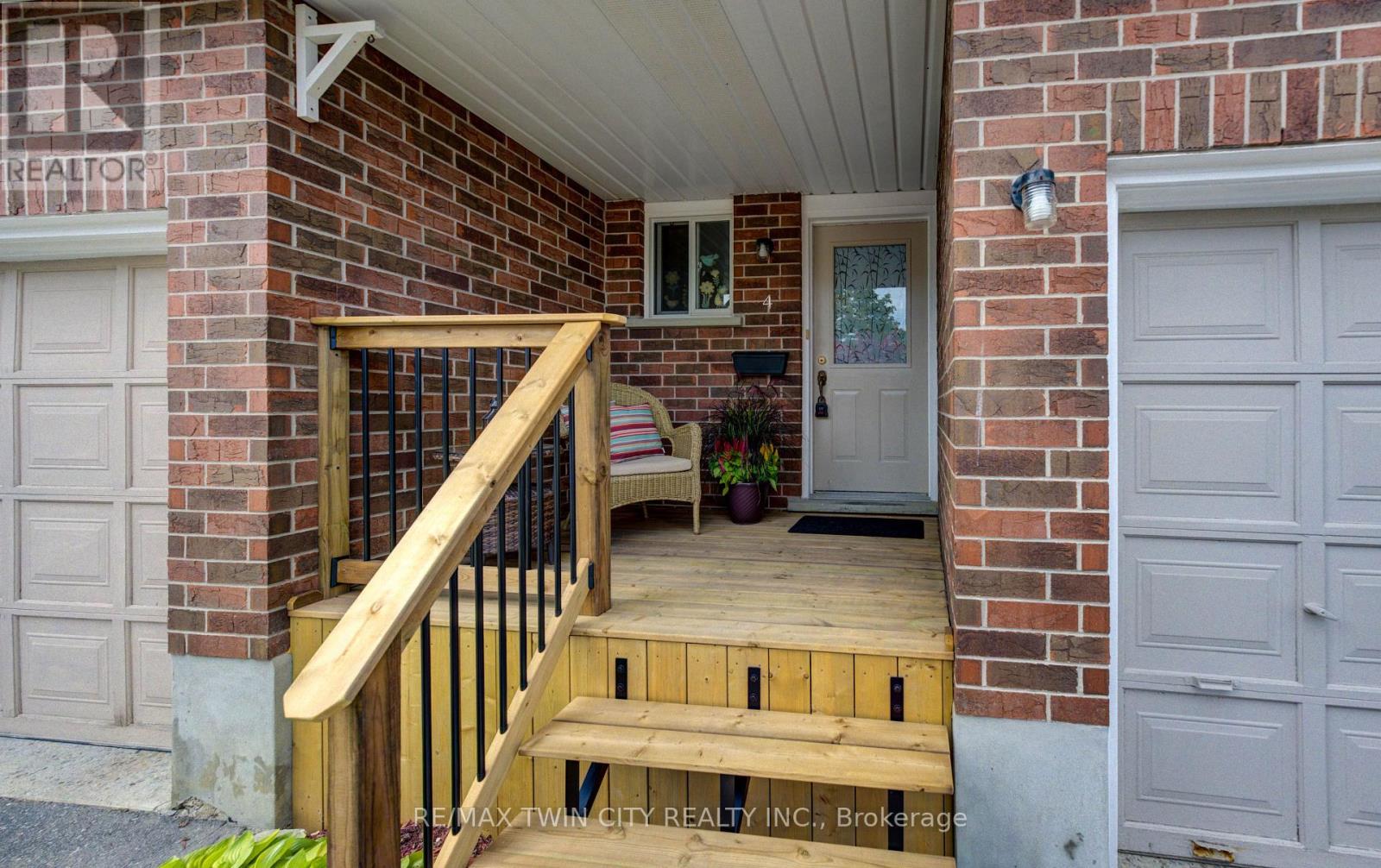 4 - 360 CORNRIDGE PLACE, Waterloo — photo 2