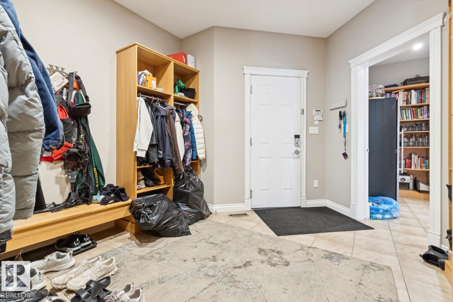 5 RIVERSIDE CR NW - 33