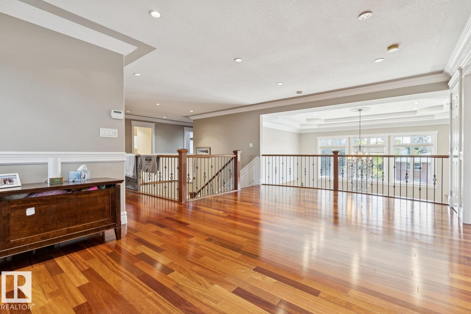 5 RIVERSIDE CR NW - 38