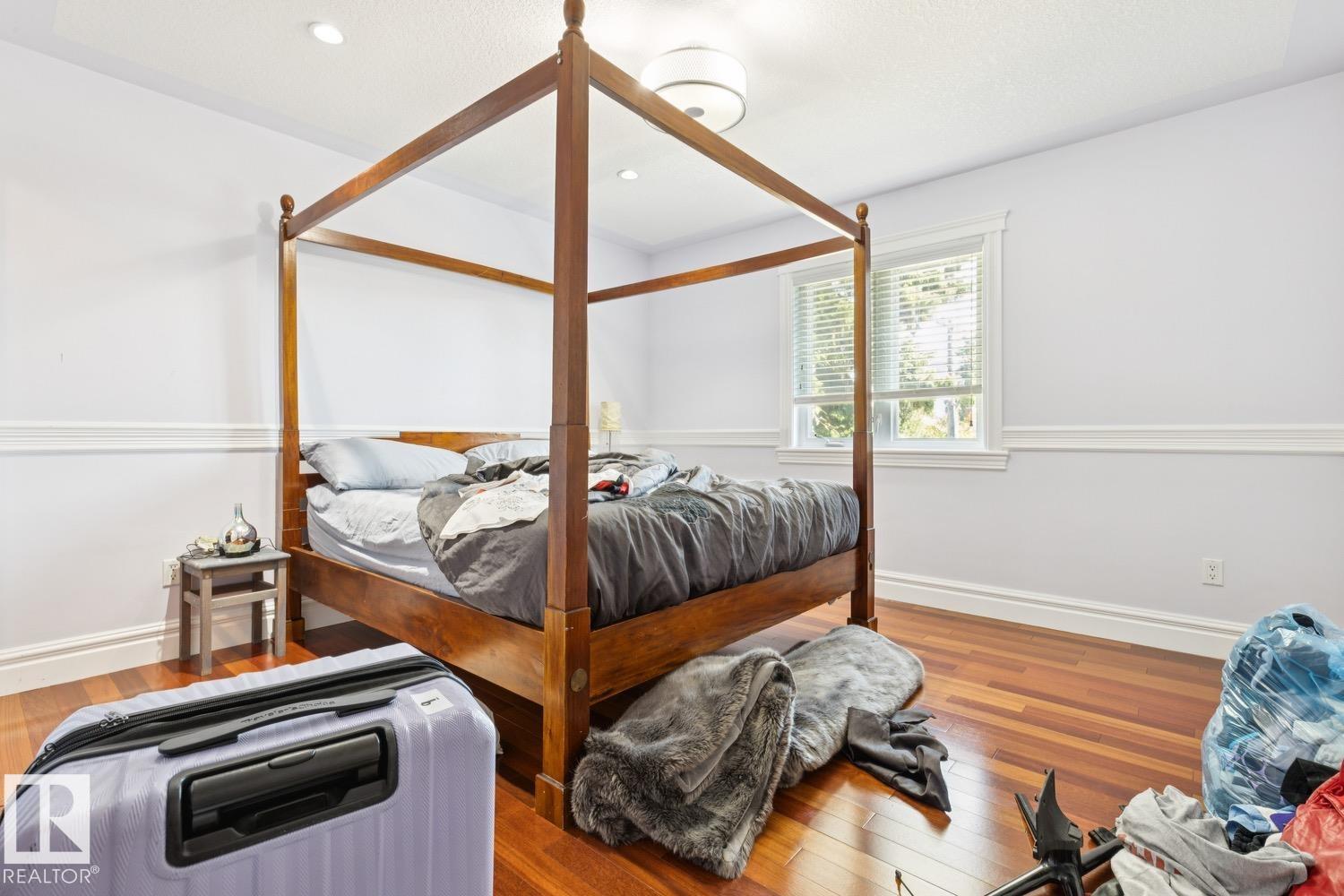 5 RIVERSIDE CR NW - 45