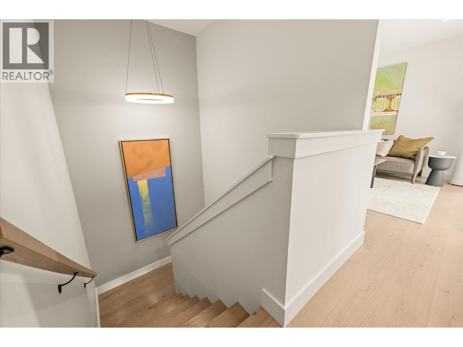 2 2435 Taylor Crescent, Kelowna
