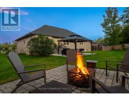 221 Oriole Crescent, Petawawa, ON K8H0A7 Photo 49