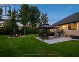 221 Oriole Crescent, Petawawa, ON K8H0A7 Photo 50