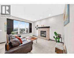 4pc Bathroom - 27 Pantego Way Nw, Calgary, AB T3K0C3 Photo 14
