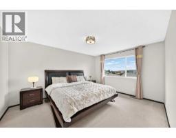 27 Pantego Way Nw, Calgary, AB T3K0C3 Photo 24
