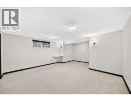 27 Pantego Way Nw, Calgary, AB T3K0C3 Photo 38
