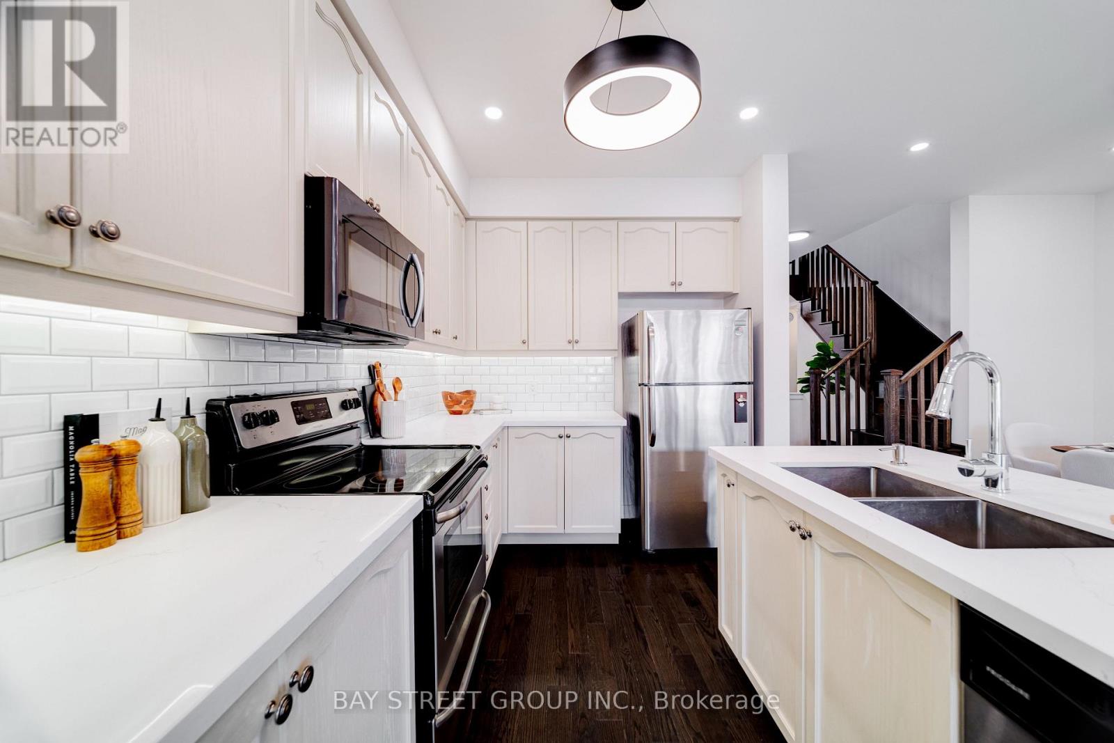 42 DARIOLE DRIVE, Richmond Hill (Oak Ridges Lake Wilcox) — photo 6