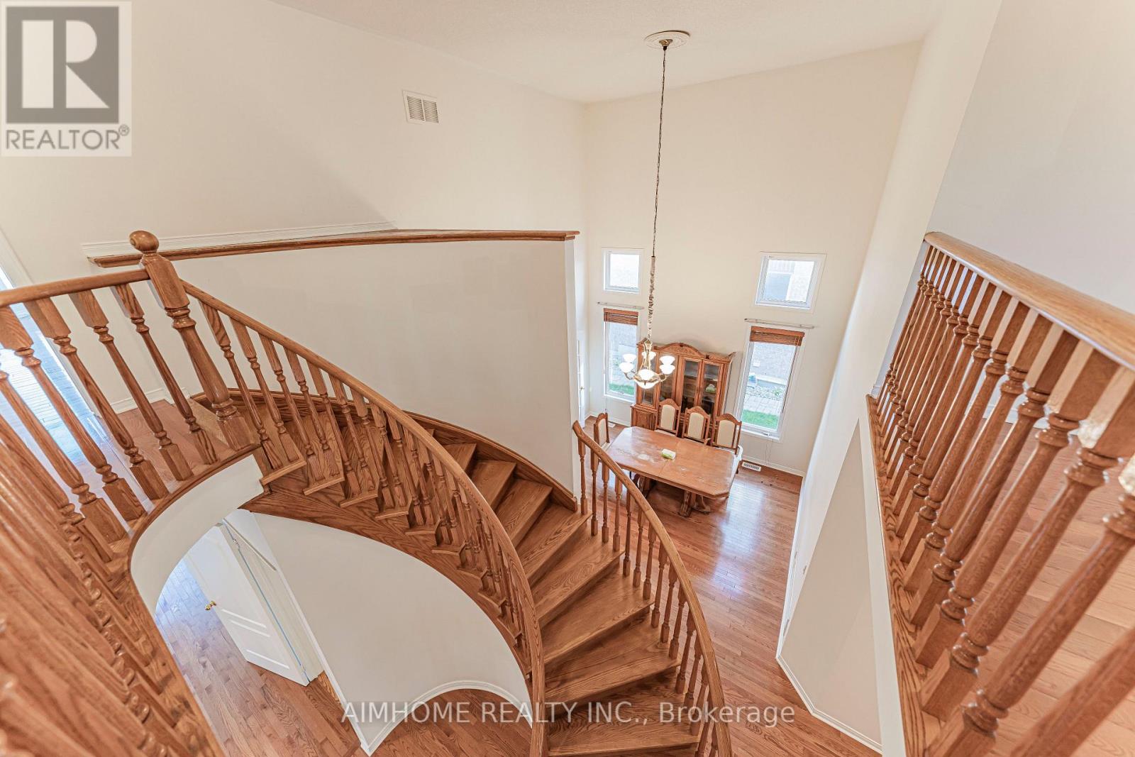 48 RED ASH DRIVE - 29