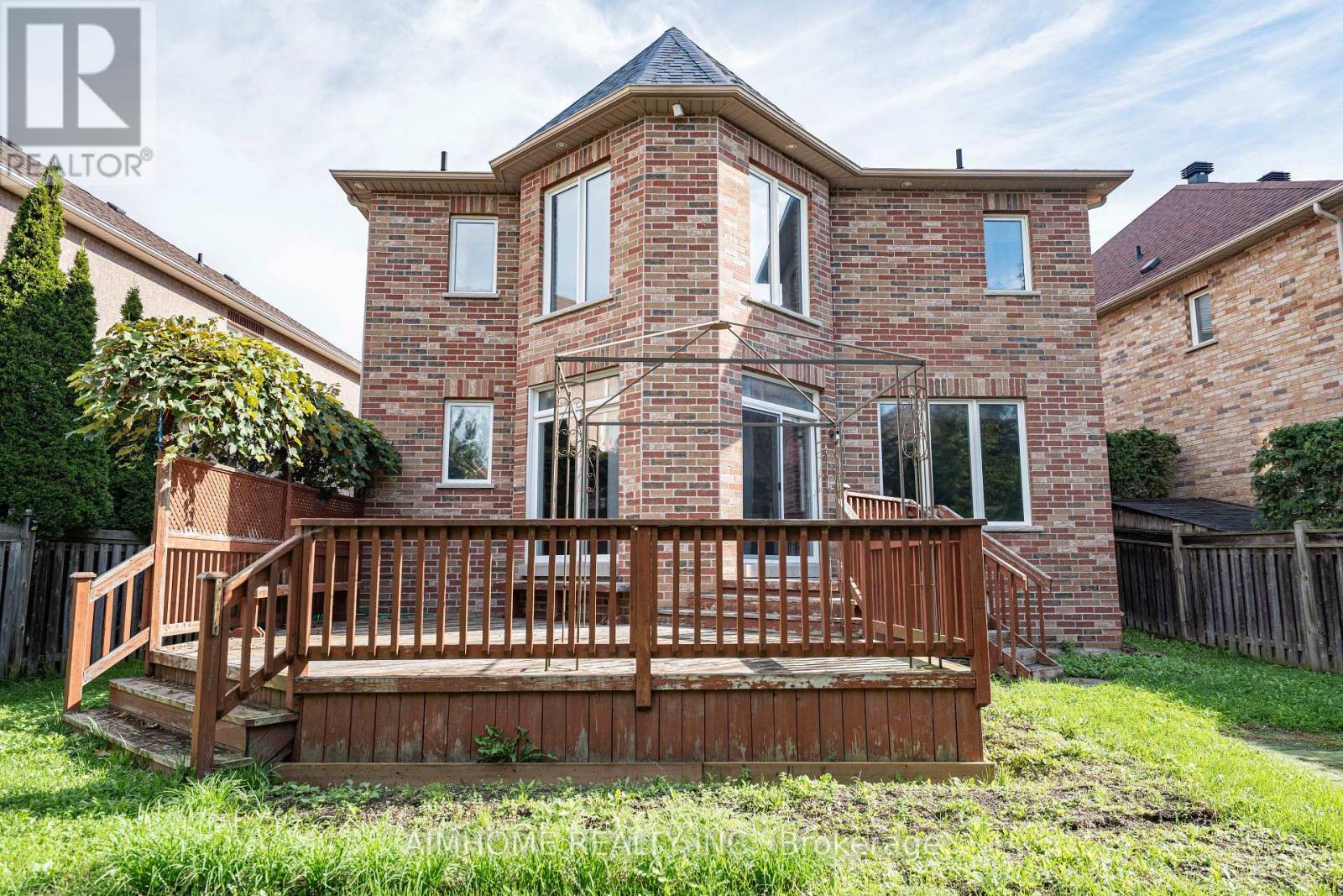 48 RED ASH DRIVE - 38