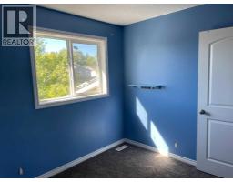 3315 56 Street Ne, Calgary, AB T2E8Y9 Photo 12