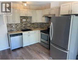 Family room - 3315 56 Street Ne, Calgary, AB T2E8Y9 Photo 7
