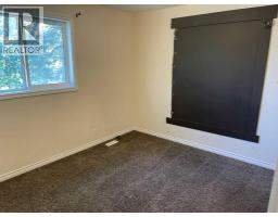 3315 56 Street Ne, Calgary, AB T2E8Y9 Photo 13
