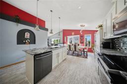 42 Briarlynn Road, Winnipeg, MB R3T6A2 Photo 16