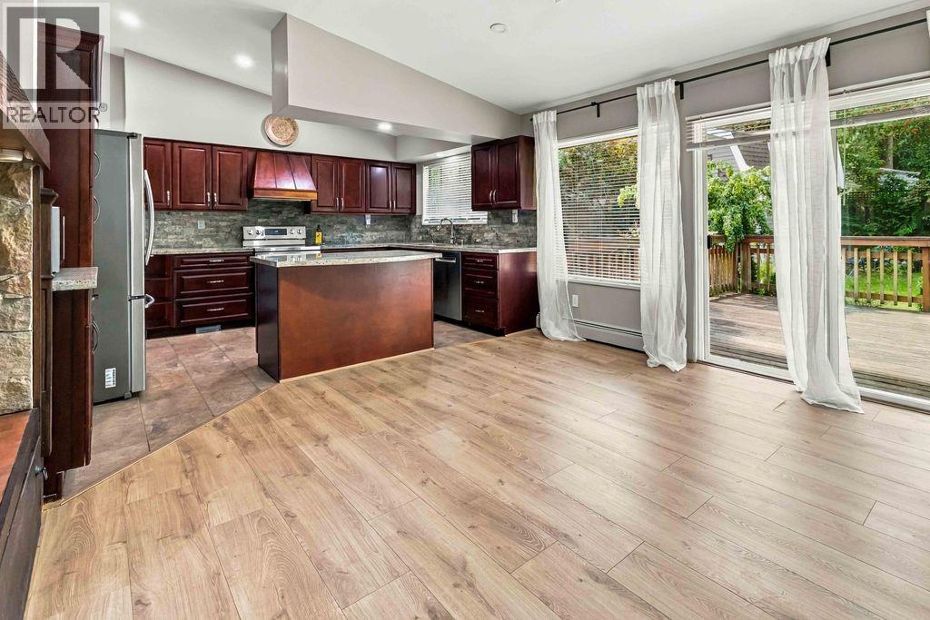734 CARLETON DRIVE, Port Moody