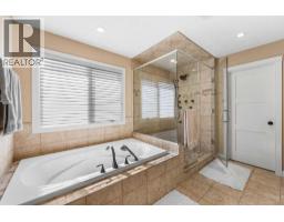 216 Montclair Place, Cochrane Lake, AB T4C0A8 Photo 23