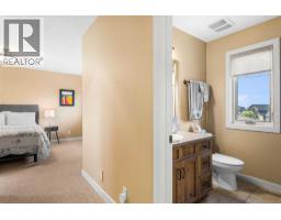 216 Montclair Place, Cochrane Lake, AB T4C0A8 Photo 26