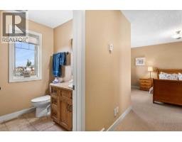 216 Montclair Place, Cochrane Lake, AB T4C0A8 Photo 28