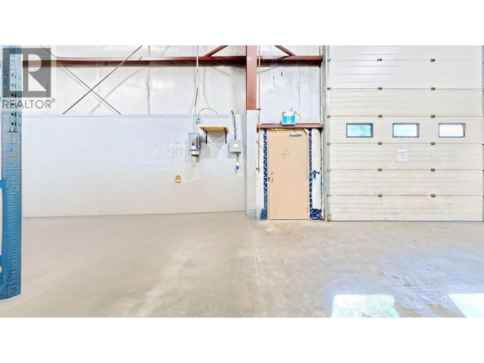 Photo 20 of 27 — 5500 CONTINENTAL WAY · Prince George, BC