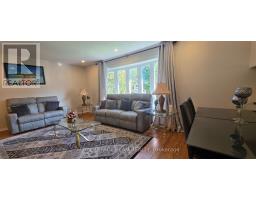 13 Ridgeburn Gate, Ottawa, ON K1B4C7 Photo 17