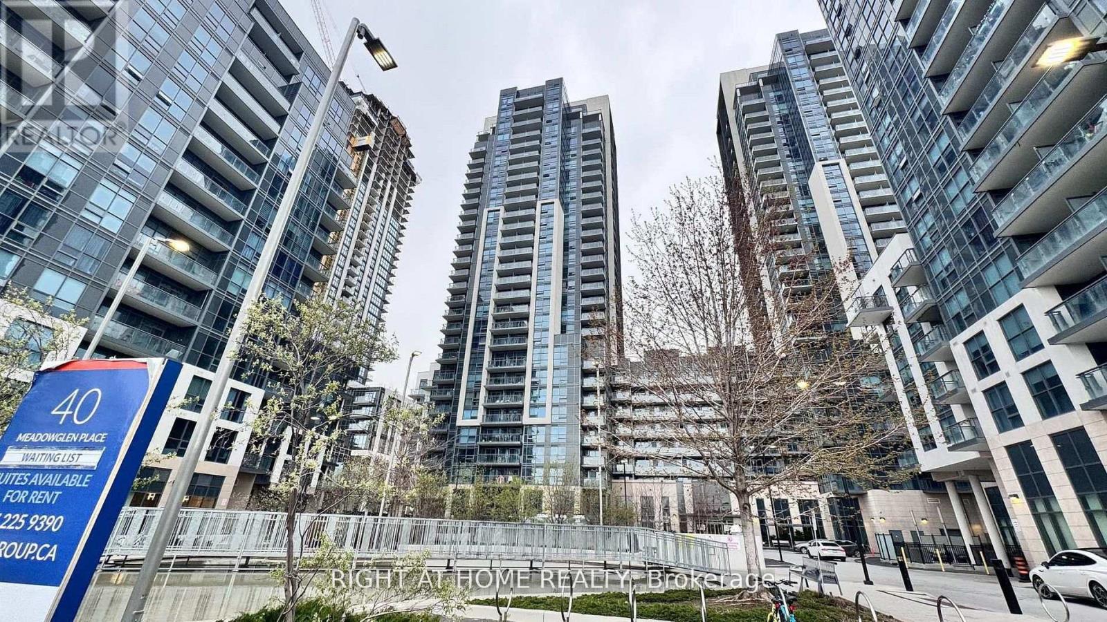 824 - 20 MEADOWGLEN PLACE S, Toronto (Woburn) — photo 11