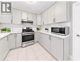 4pc Bathroom - 31 Vega Crescent, Stoney Creek, ON L8E4S6 Photo 13