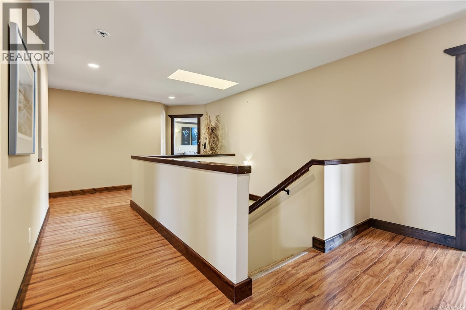 1321 Clear View Pl - Image 18