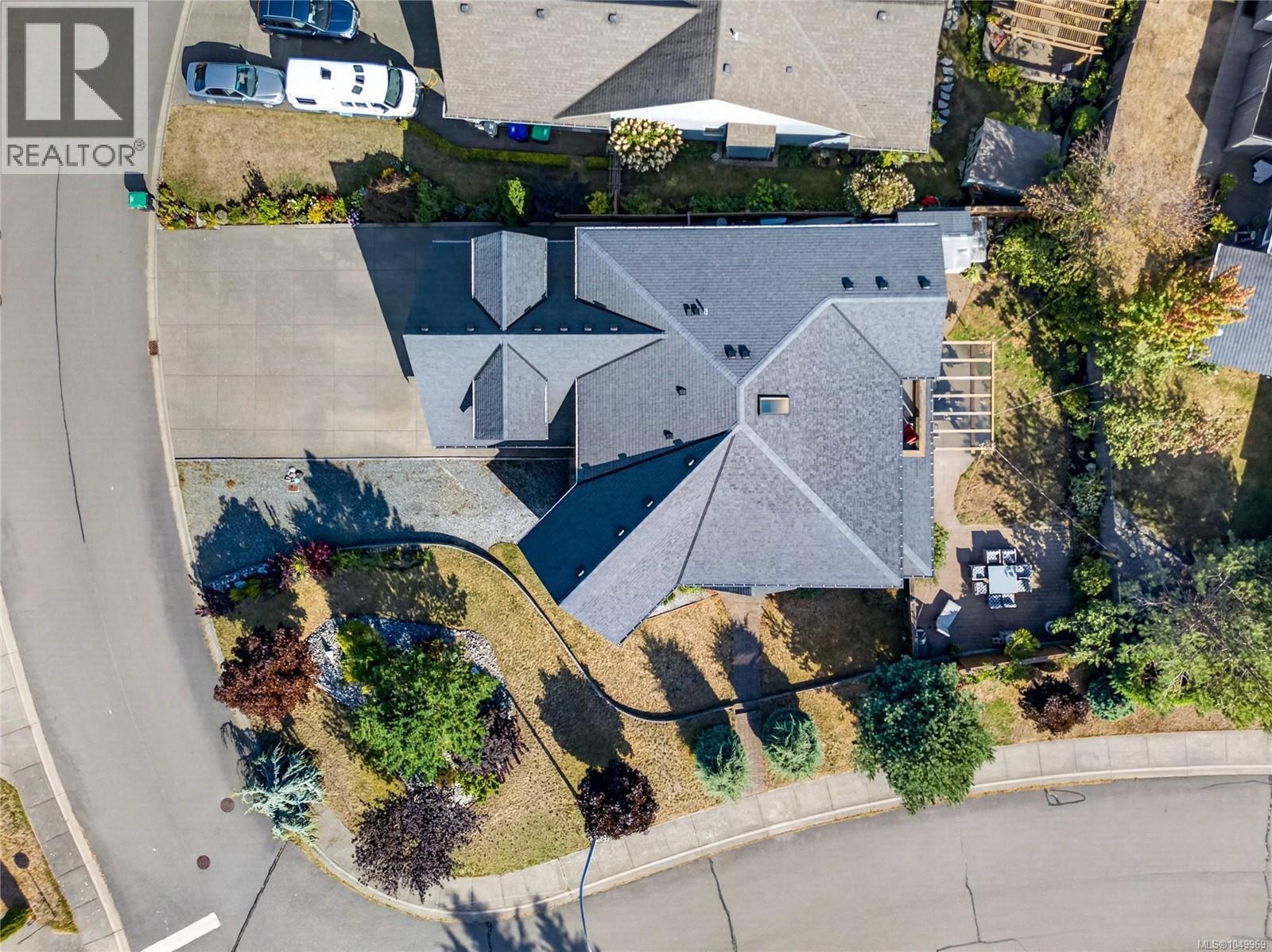 1321 Clear View Pl - 44