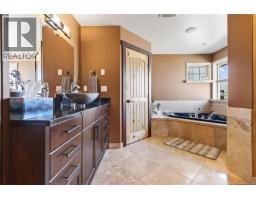 1321 Clear View Pl, Comox, BC V9M3R3 Photo 23