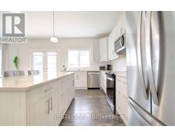 163 Courtland Street, Blue Mountains, ON L9Y5L7 Photo 11