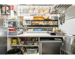 304 10 Street Nw, Calgary, AB T2N1V8 Photo 7