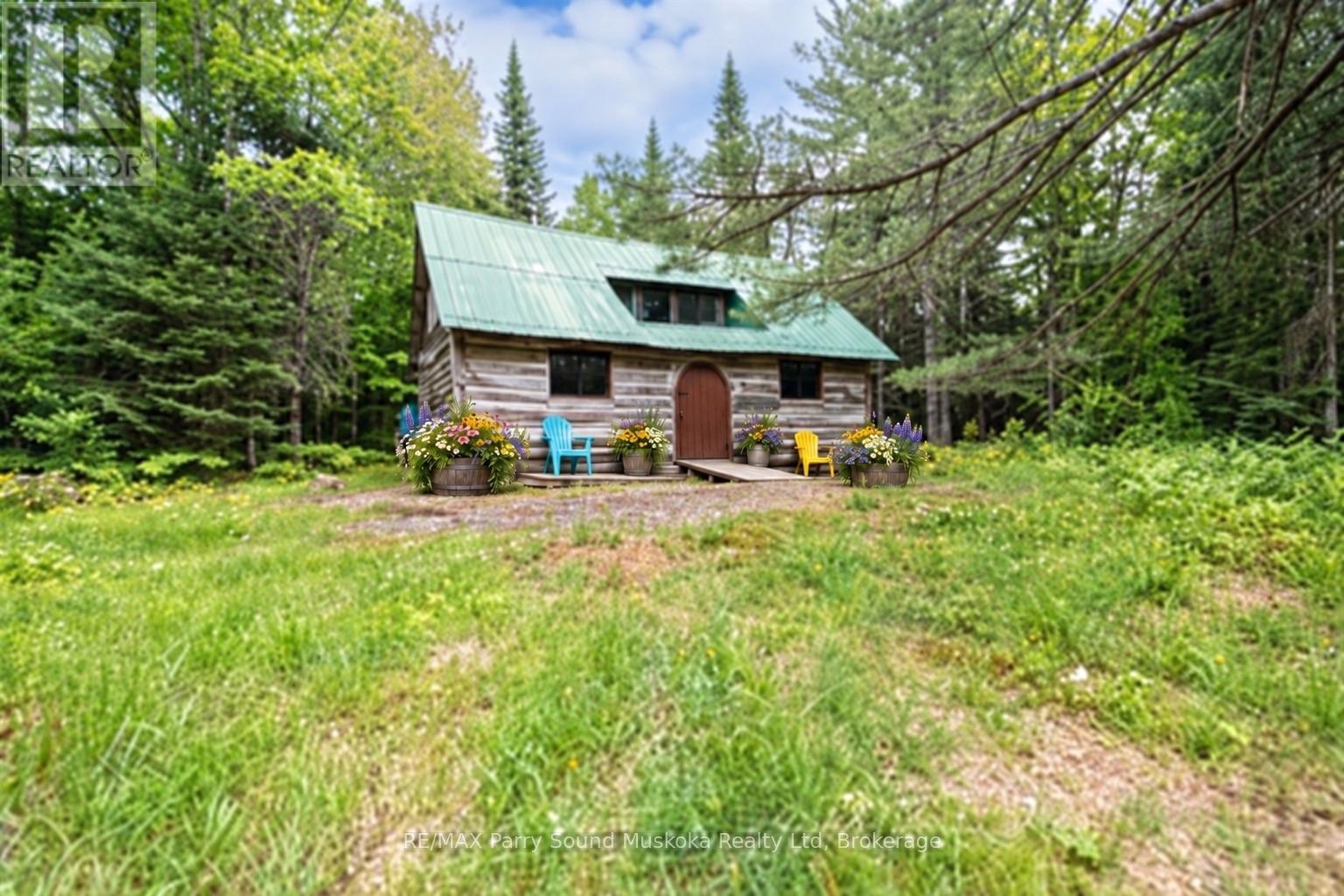 141 MIDDLE ROAD, McMurrich/Monteith (Monteith) — photo 2