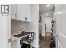4pc Bathroom - 47 Lucas Terrace Nw, Calgary, AB T3P1P9 Photo 11