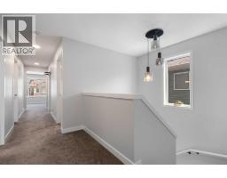 5pc Bathroom - 47 Lucas Terrace Nw, Calgary, AB T3P1P9 Photo 18
