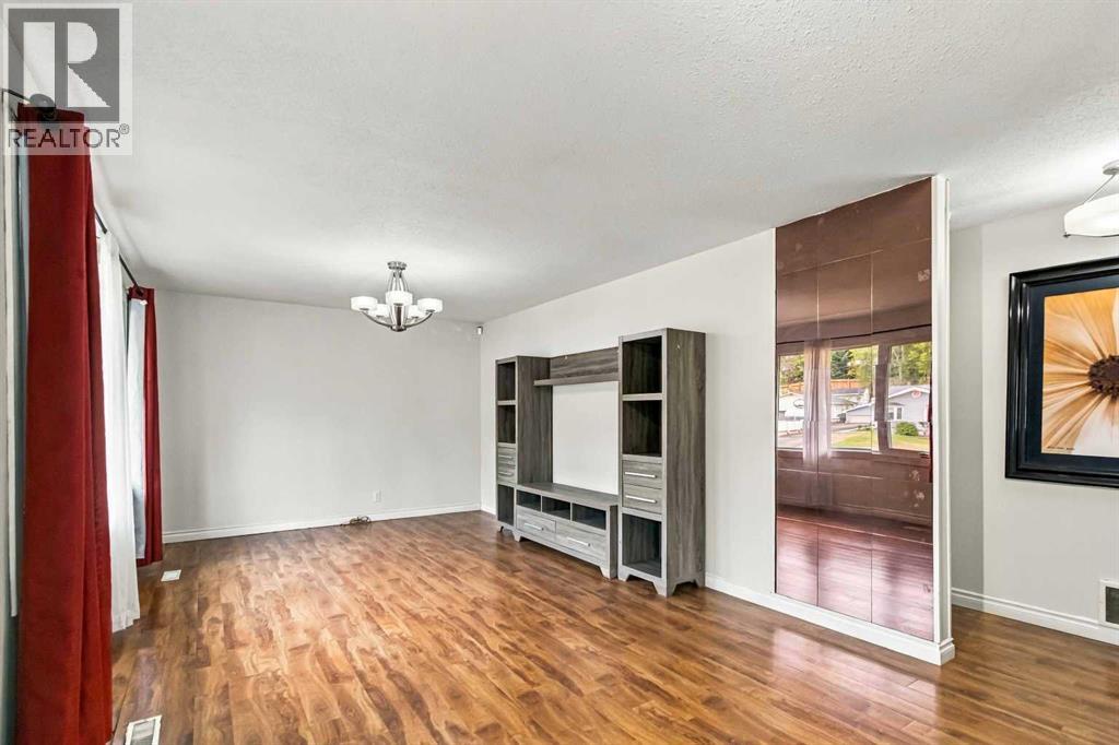 34 Alberta Drive, Fort McMurray