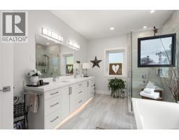 7481 Copley Ridge Dr, Lantzville, BC V0R2H0 Photo 39