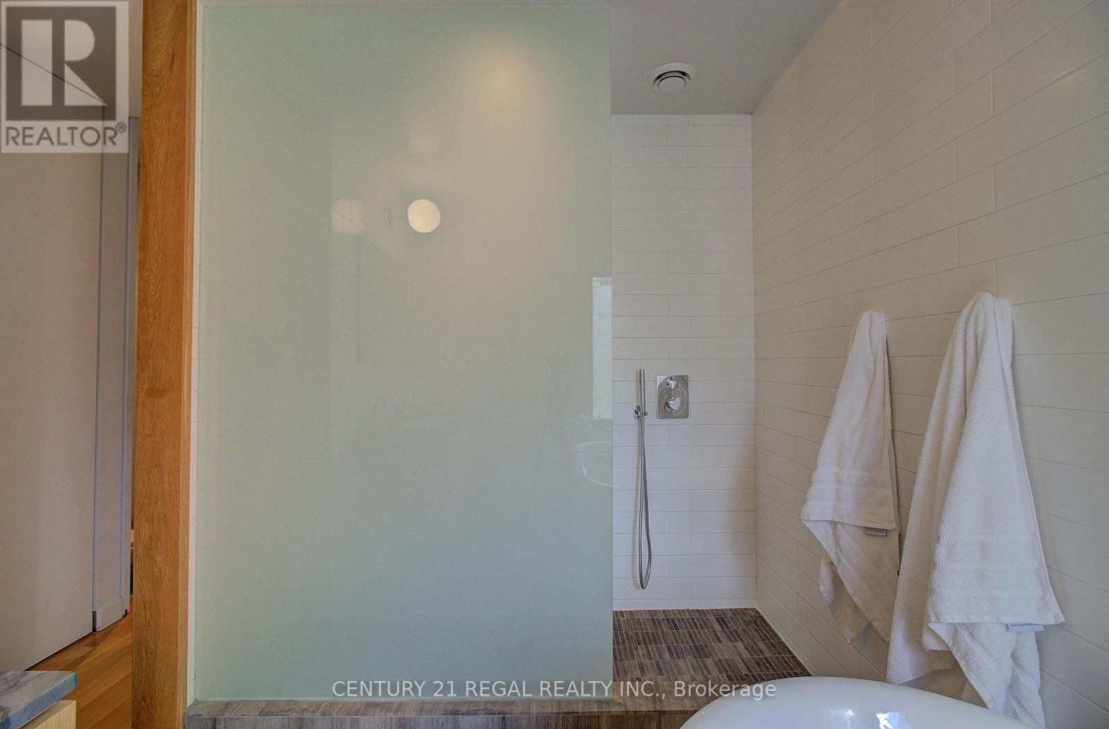9 REBECCA STREET, Toronto (Trinity-Bellwoods) — photo 10