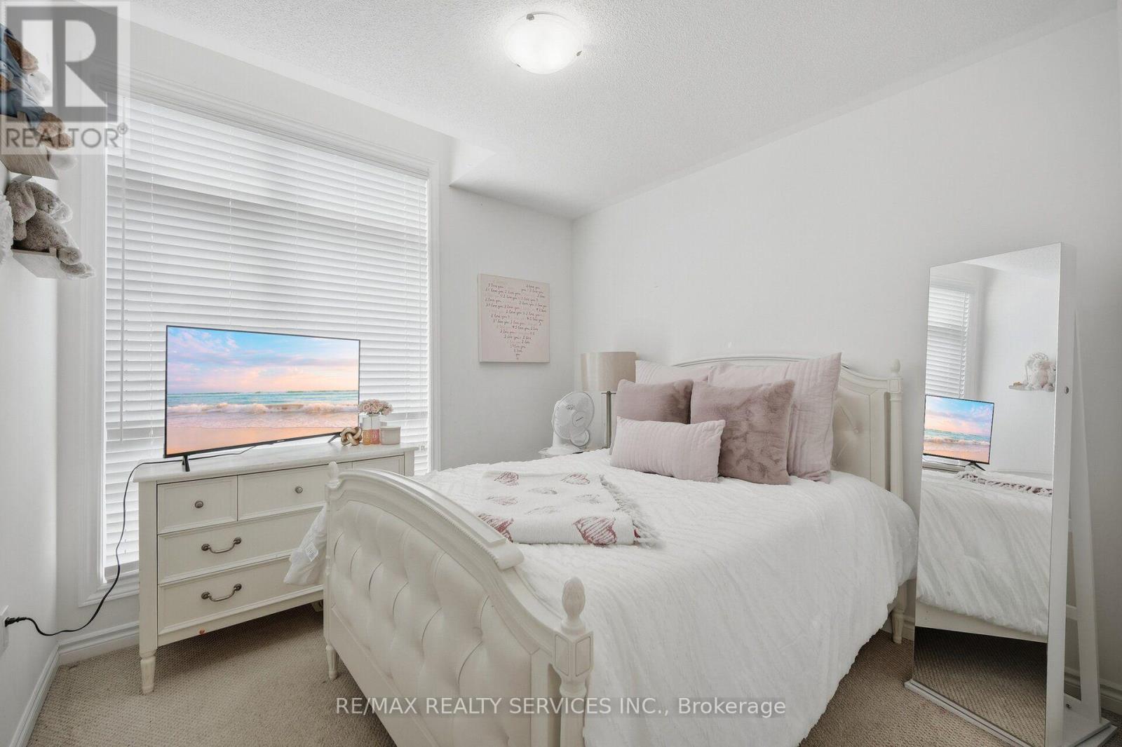 274 Carnwith Drive East, Whitby, ON photo 29