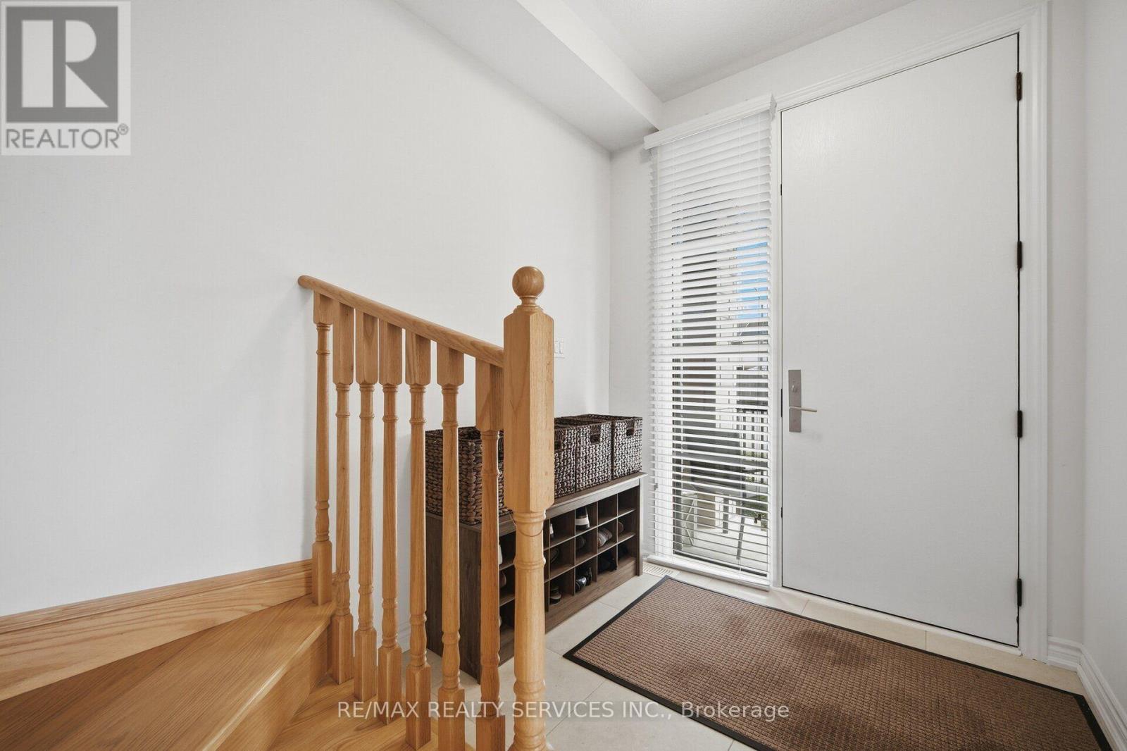 274 Carnwith Drive East, Whitby, ON photo 39