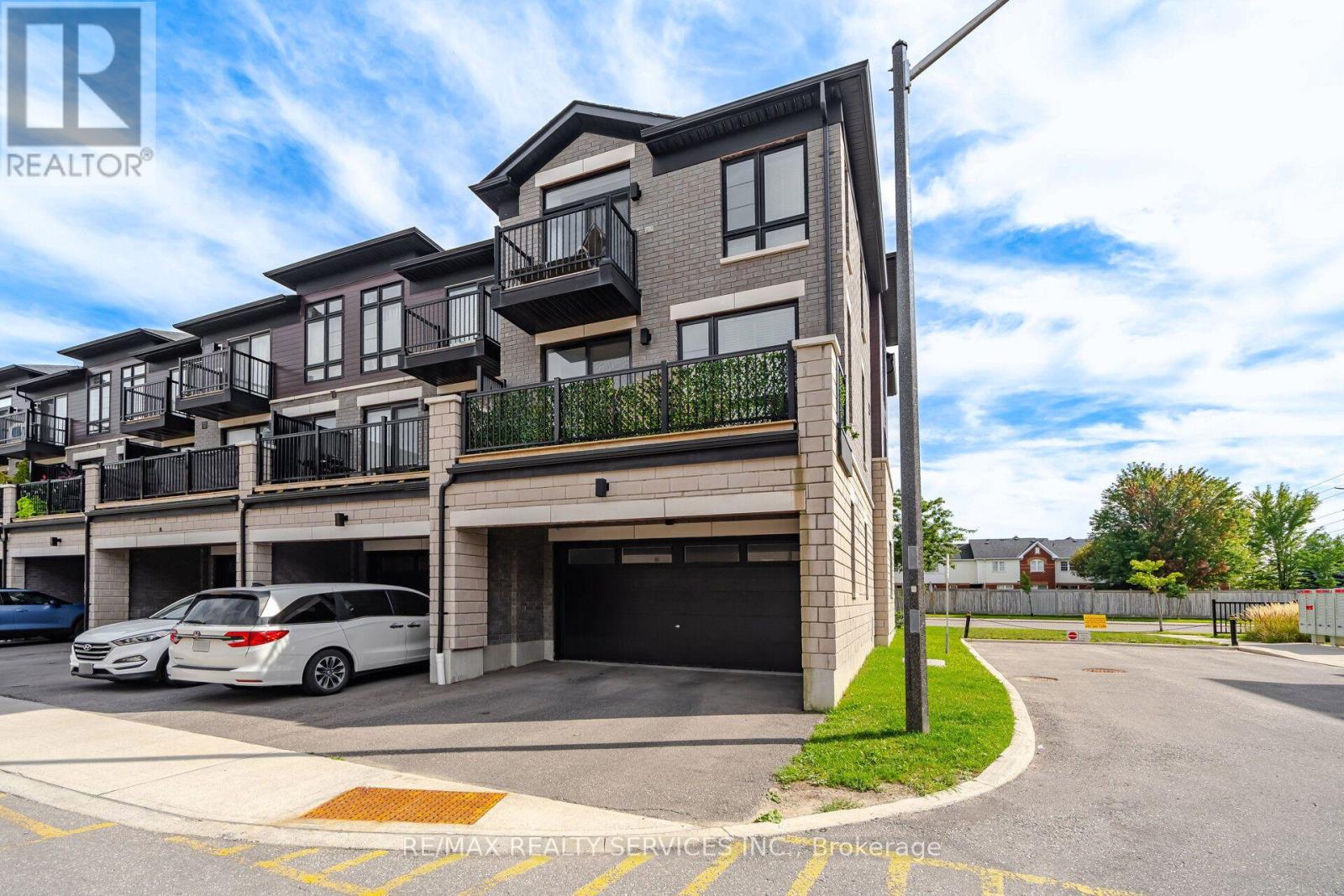 274 Carnwith Drive East, Whitby, ON photo 49