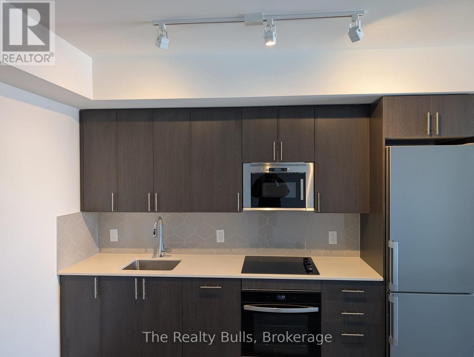 2009 - 2545 SIMCOE STREET, Oshawa (Windfields) — photo 4