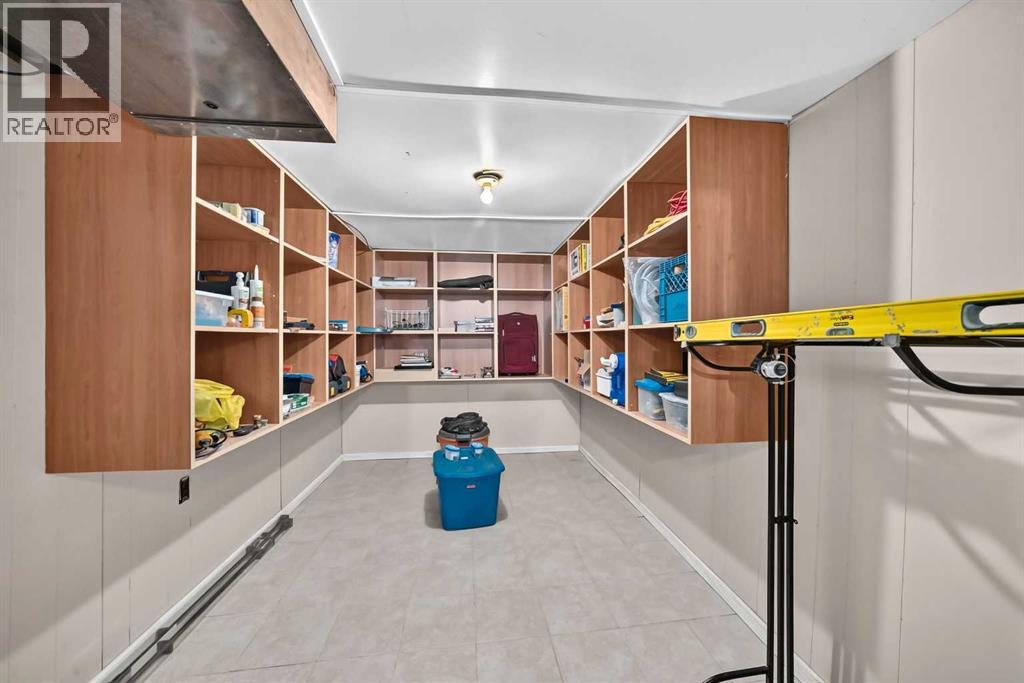 Listing photo – 5020 46 Street, Innisfail