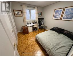 131 Colombo Crescent, Vaughan, ON L6A2T9 Photo 11